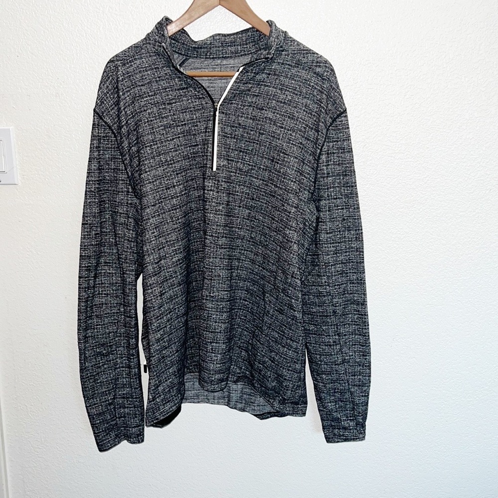 Lululemon Mens Surge Gray Half Zip Heather Gray Long Sleeve Active Shirt